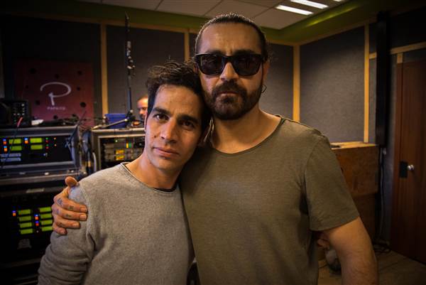 Aviv Geffen e il rapper iraniano Shahin Najafi.